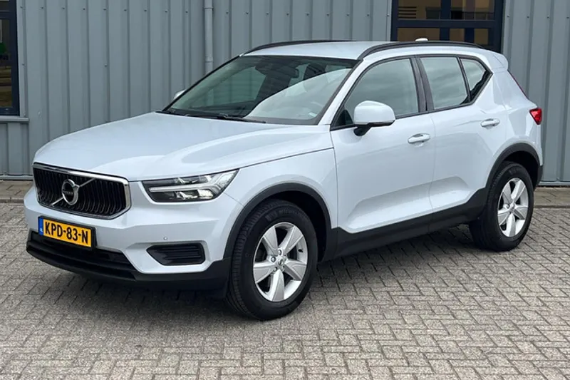 Volvo XC40 (2021)