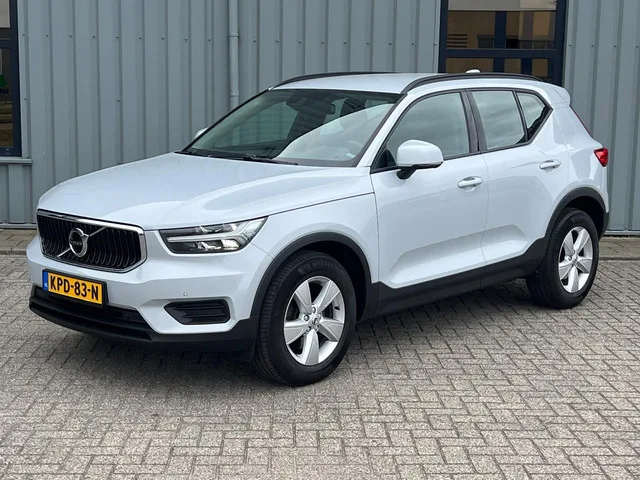 Volvo XC40 (2021) — foto 1