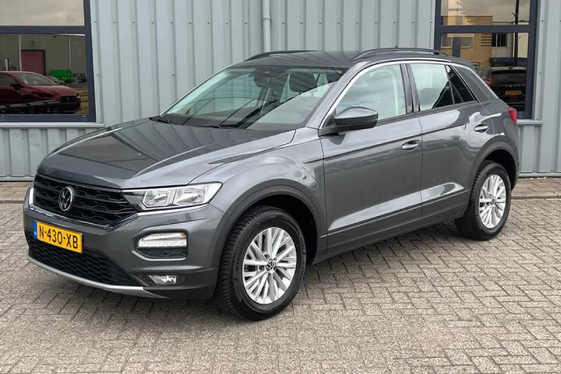 Volkswagen T-Roc (2021)