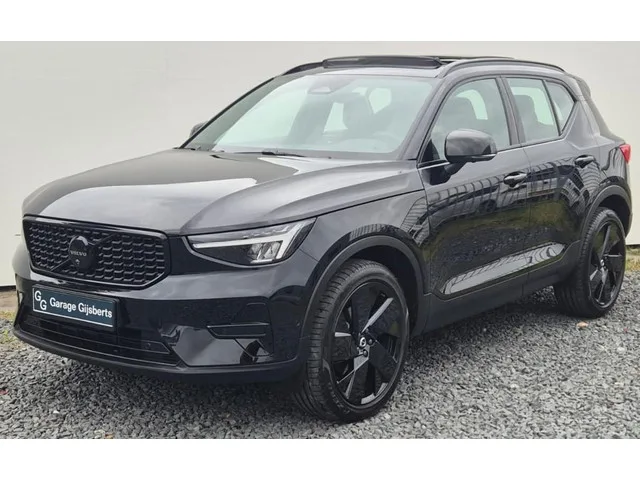 Volvo XC40 (2026) — foto 1