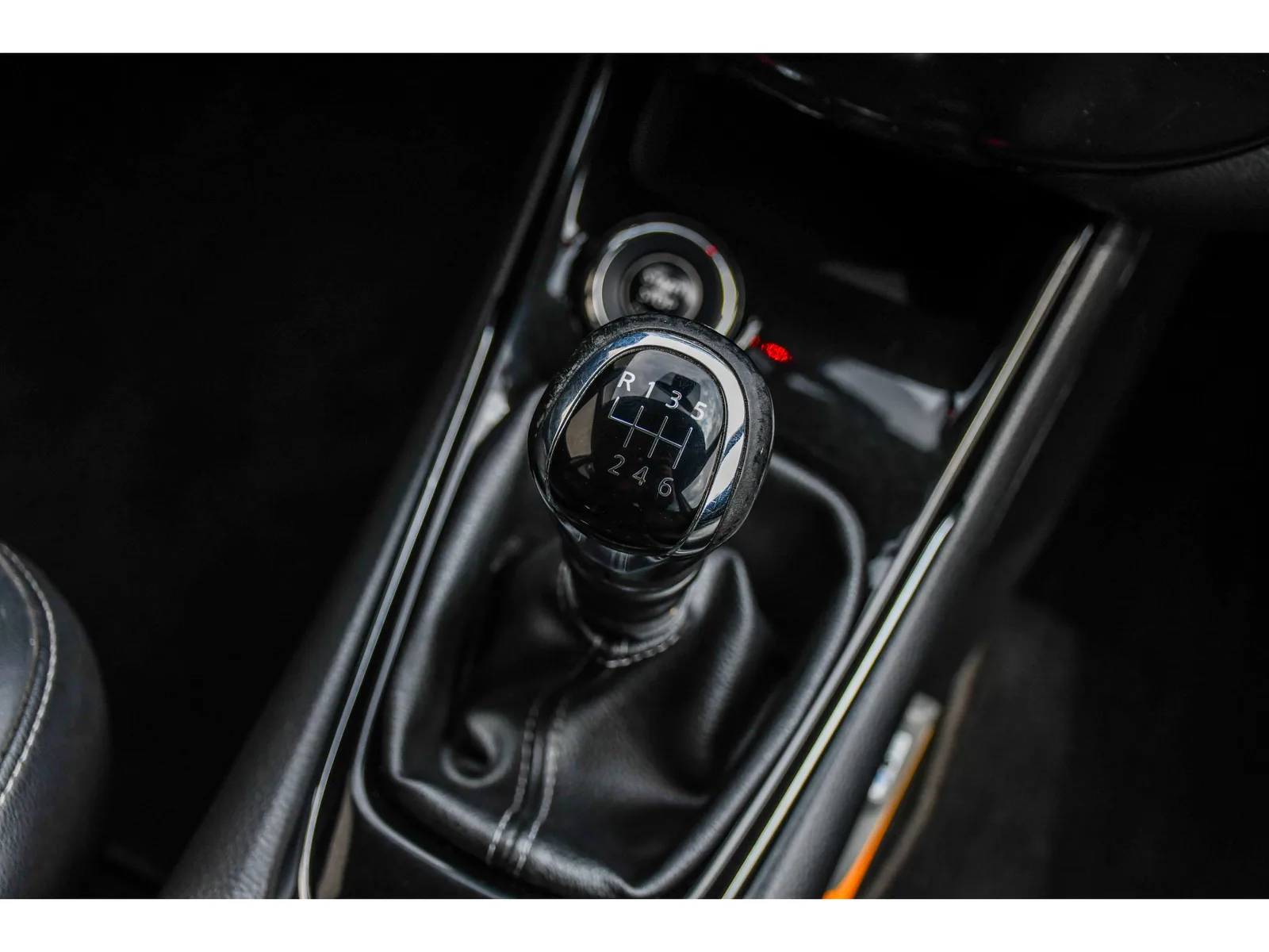 Nissan Pulsar (2015) — foto 1