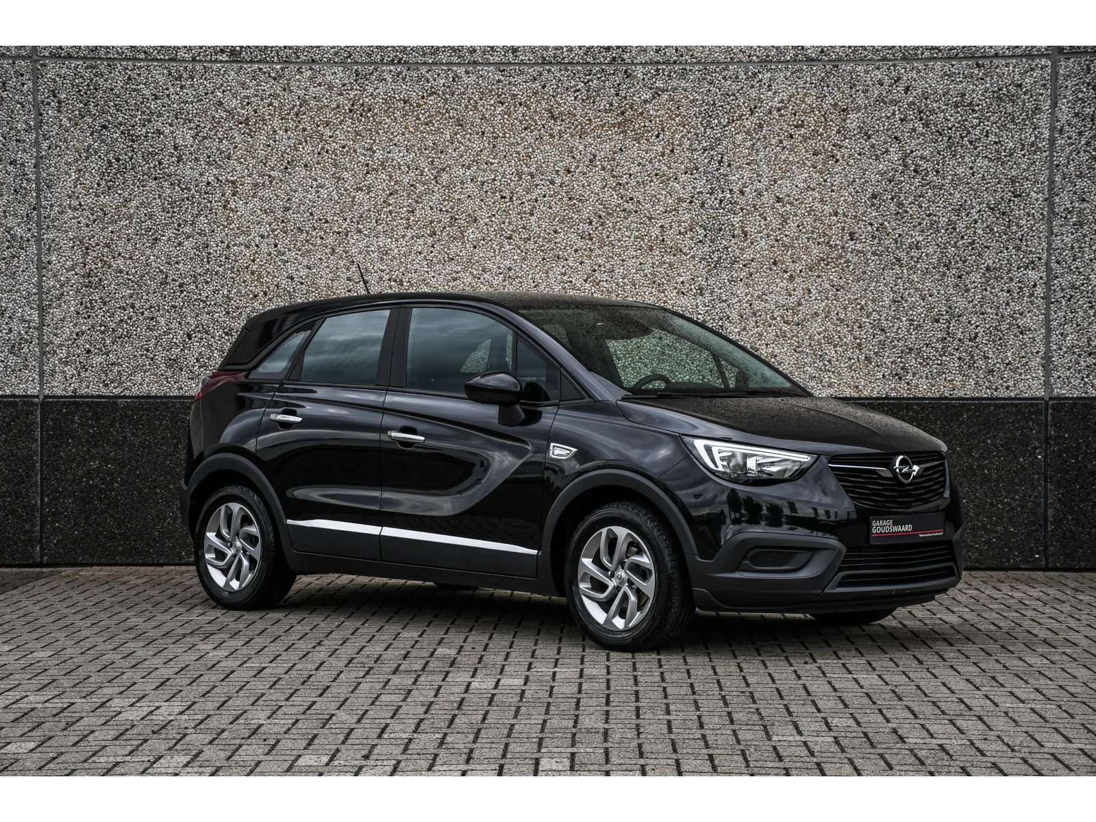 Opel Crossland X (2019) — foto 1