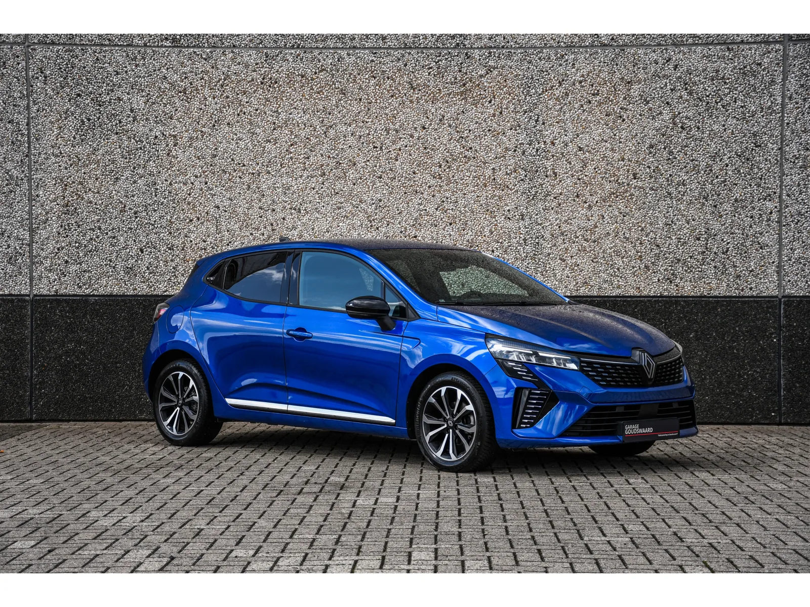 Renault Clio (2025) — foto 1