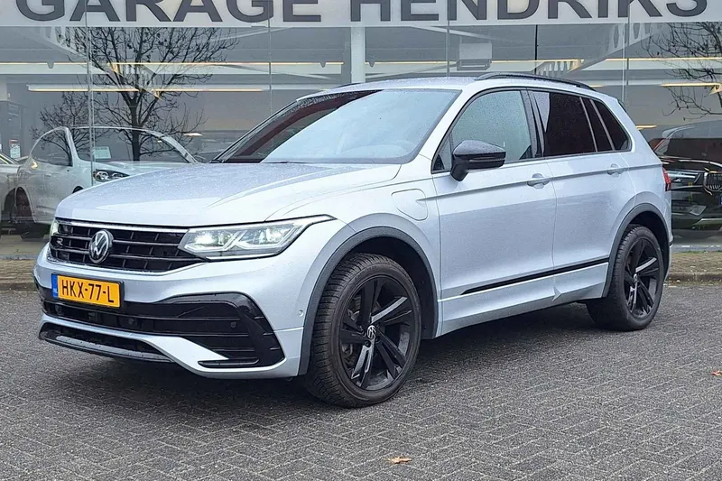 Volkswagen Tiguan (2022)
