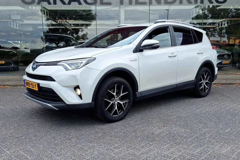 Toyota RAV4 (2017)