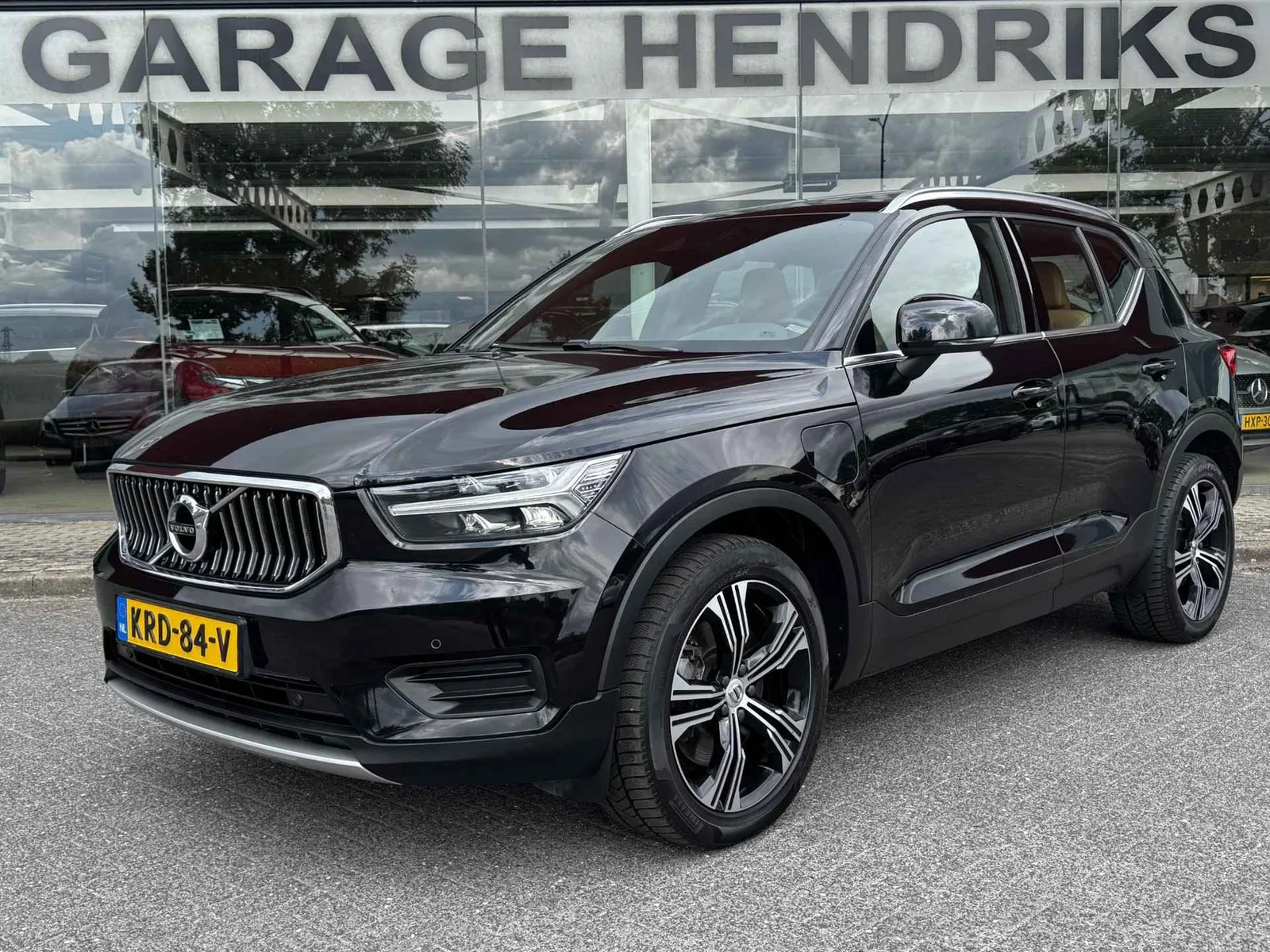 Volvo XC40 (2021) — foto 1
