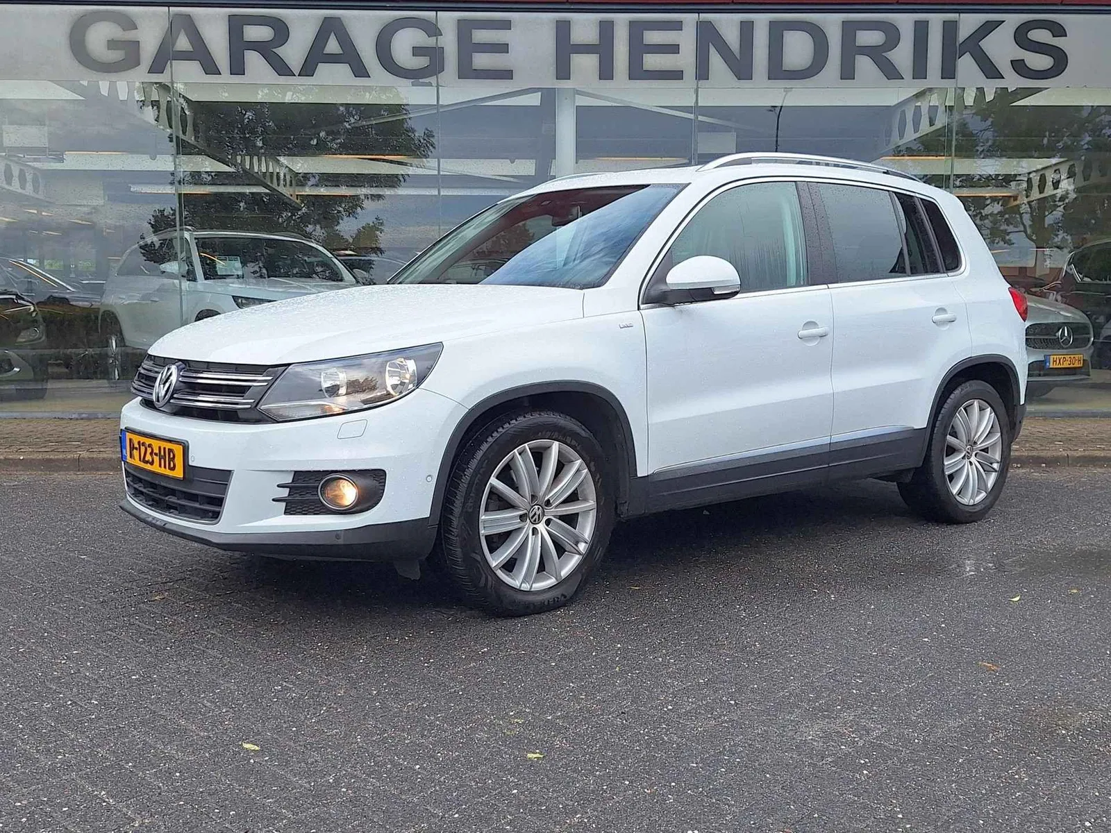 Volkswagen Tiguan (2014) — foto 1