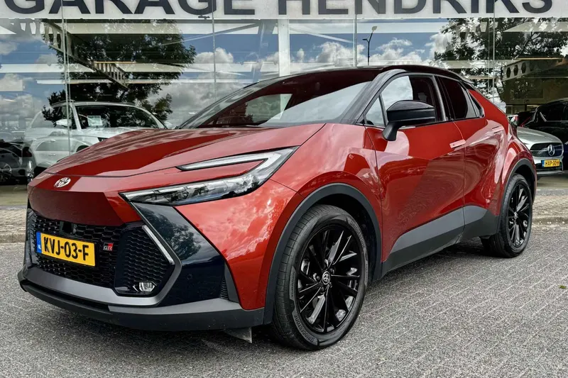 Toyota C-HR (2025)