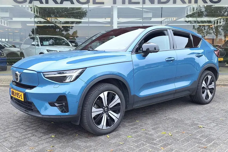 Volvo C40 (2023)