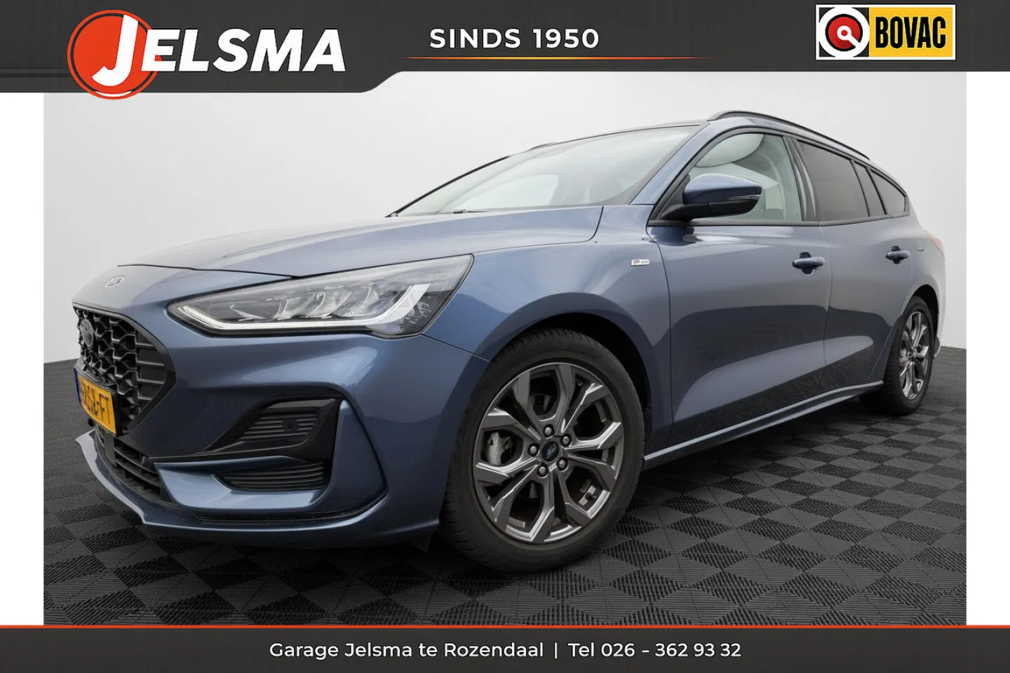Ford Focus (2022) — foto 1