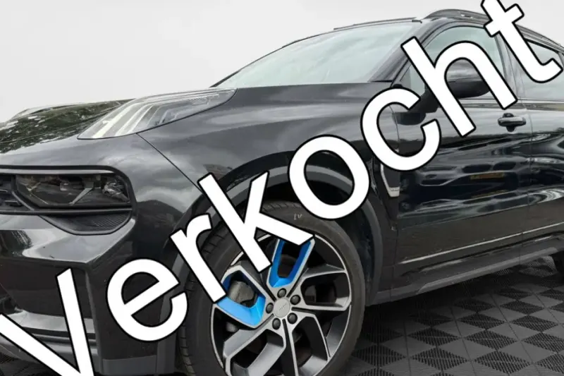 Lynk & Co 01 (2022)