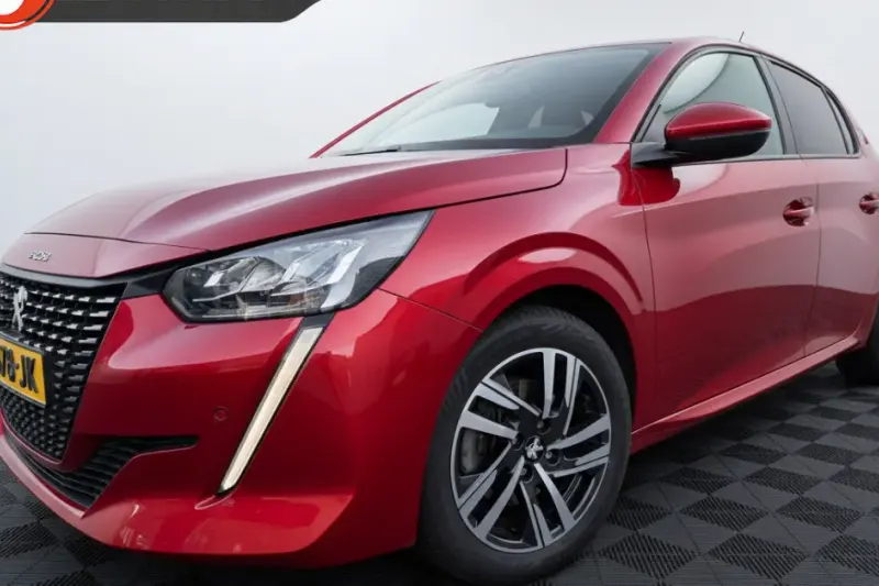 Peugeot 208 (2021)