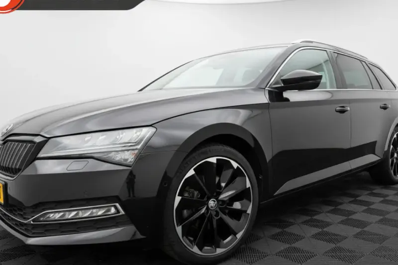 Škoda Superb (2021)