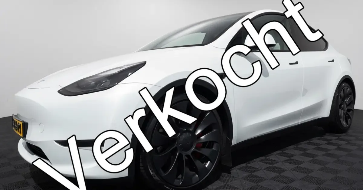 Tesla Model Y (2023) — foto 1