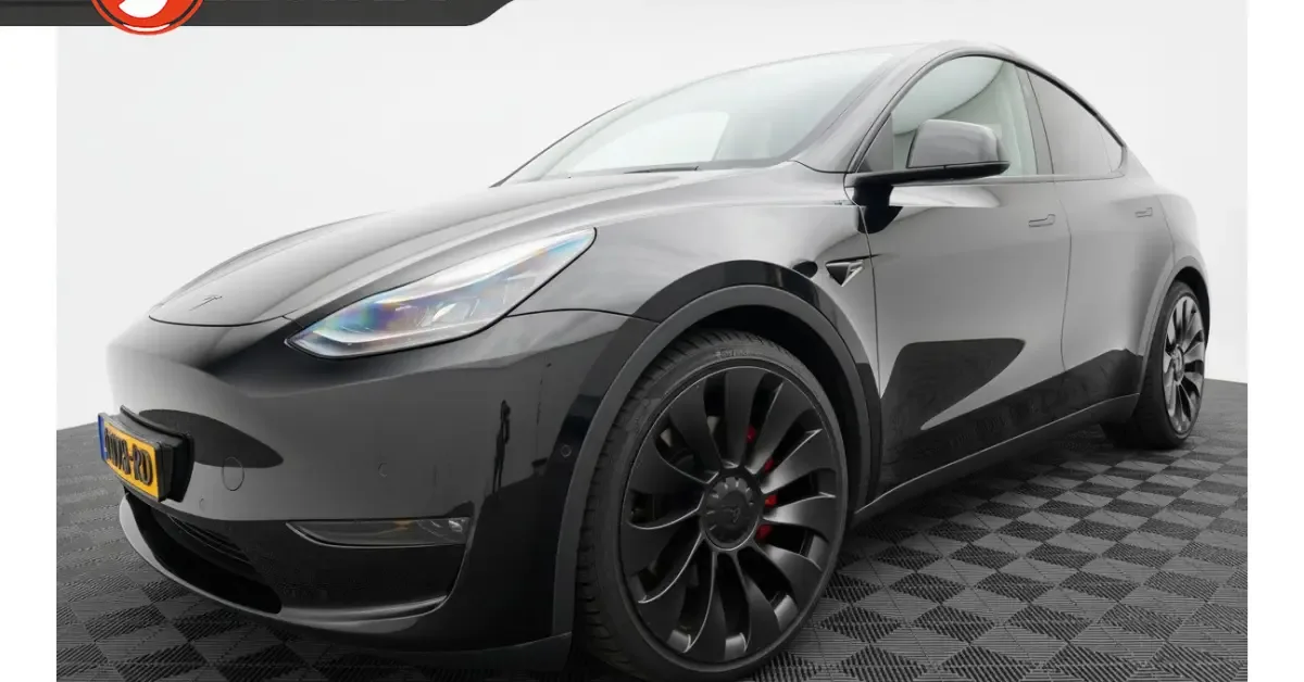 Tesla Model Y (2022) — foto 1