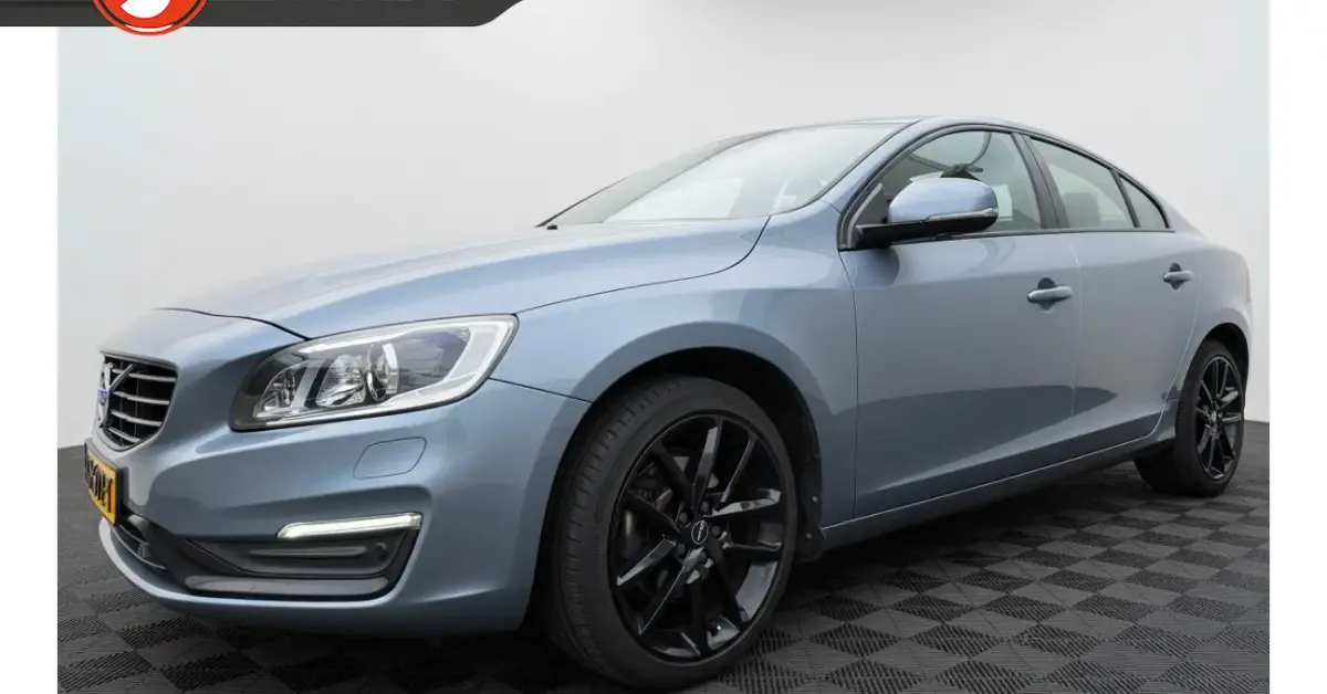 Volvo S60 (2017) — foto 1