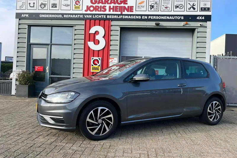 Volkswagen Golf (2018)