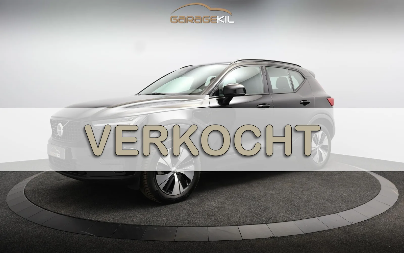 Volvo XC40 (2022) — foto 1