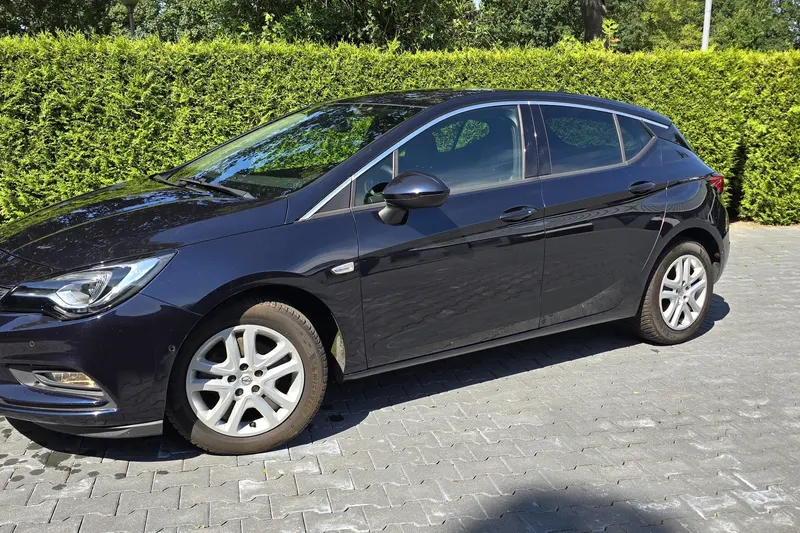 Opel Astra (2019)