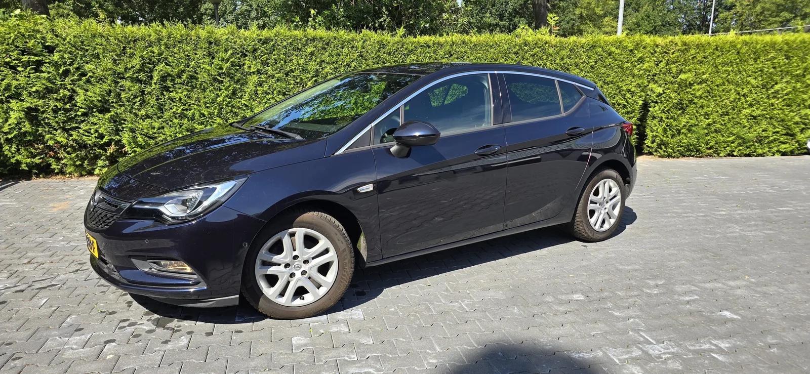 Opel Astra (2019) — foto 1