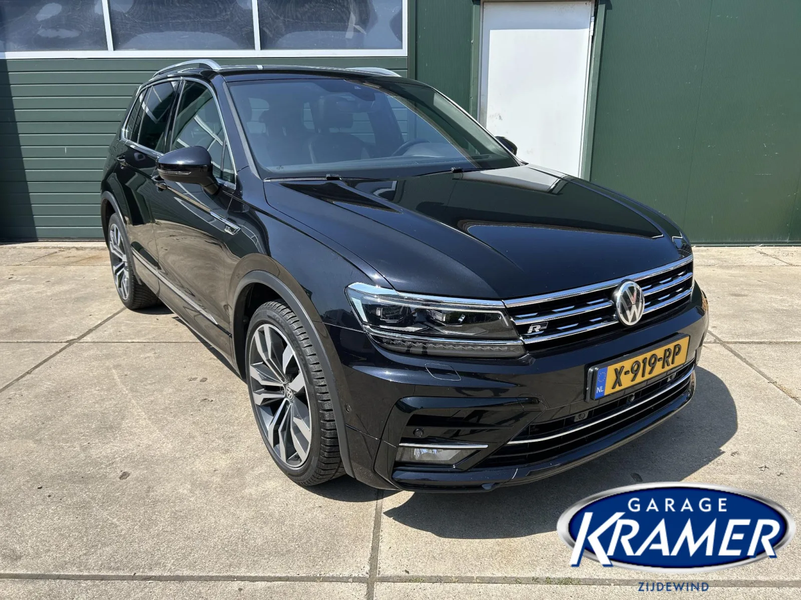 Volkswagen Tiguan (2018) — foto 1