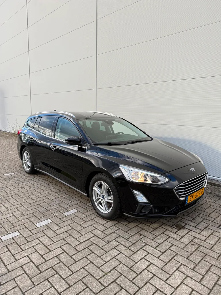 Ford Focus (2019) — foto 1