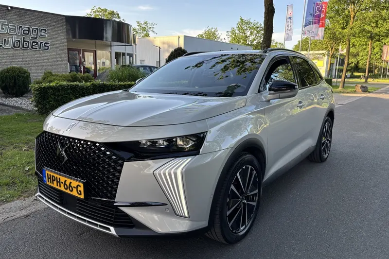 DS 7 (2025)