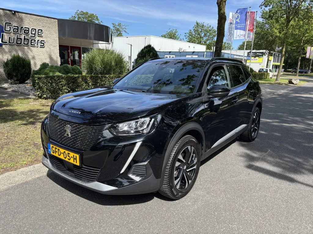 Peugeot 2008 (2023) — foto 1