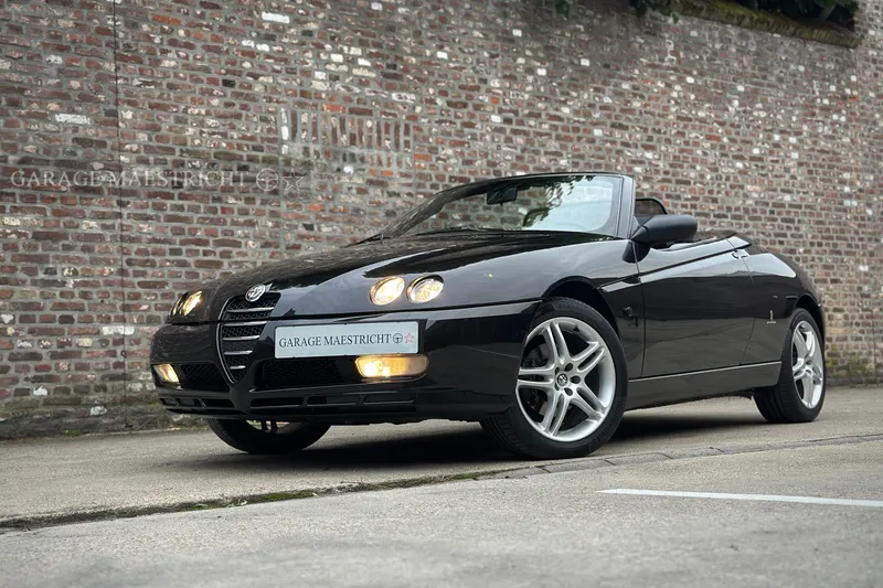Alfa Romeo Spider (2003)