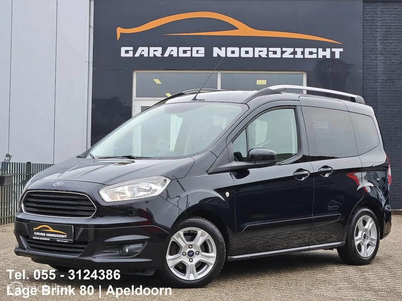 Ford Tourneo Courier (2016) — foto 1