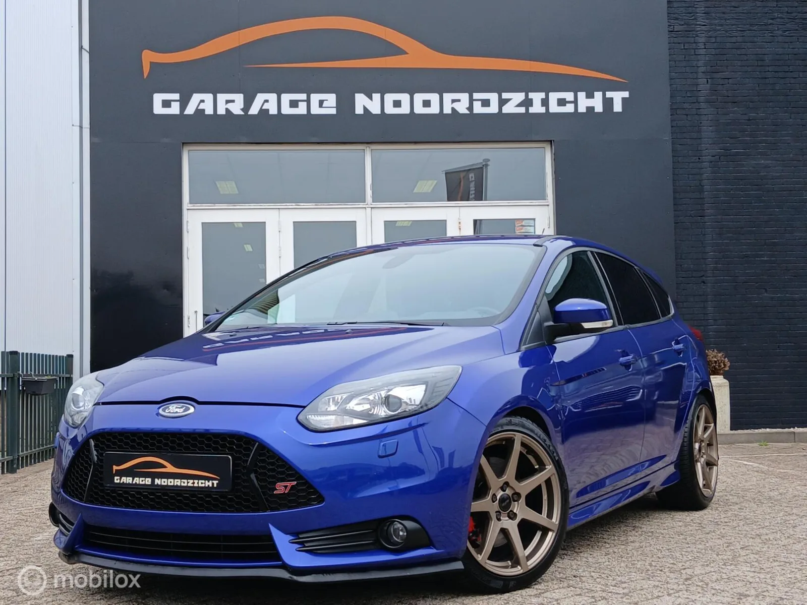 Ford Focus (2015) — foto 1