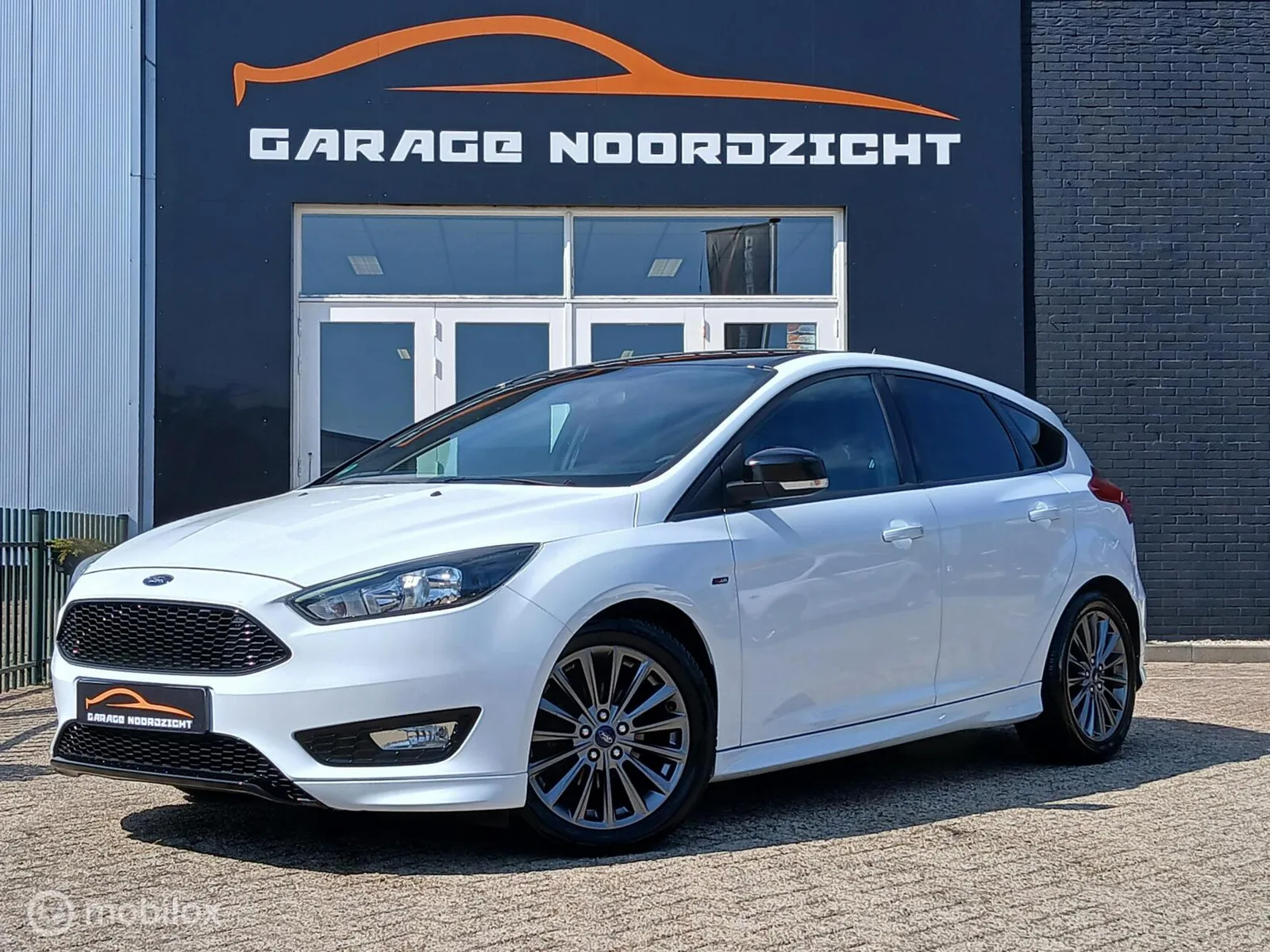 Ford Focus (2018) — foto 1