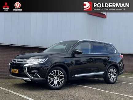 Mitsubishi Outlander (2016) — foto 1