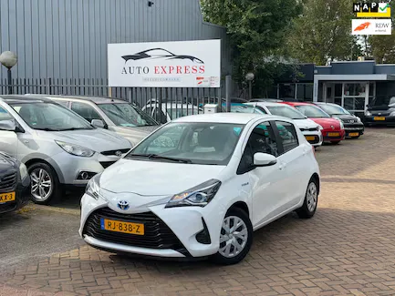 Toyota Yaris (2018) — foto 1