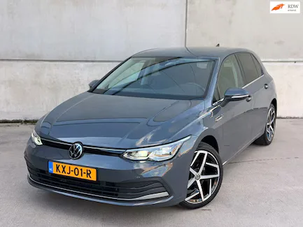Volkswagen Golf (2020) — foto 1