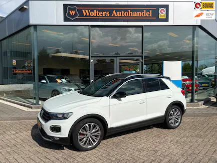 Volkswagen T-Roc (2018) — foto 1