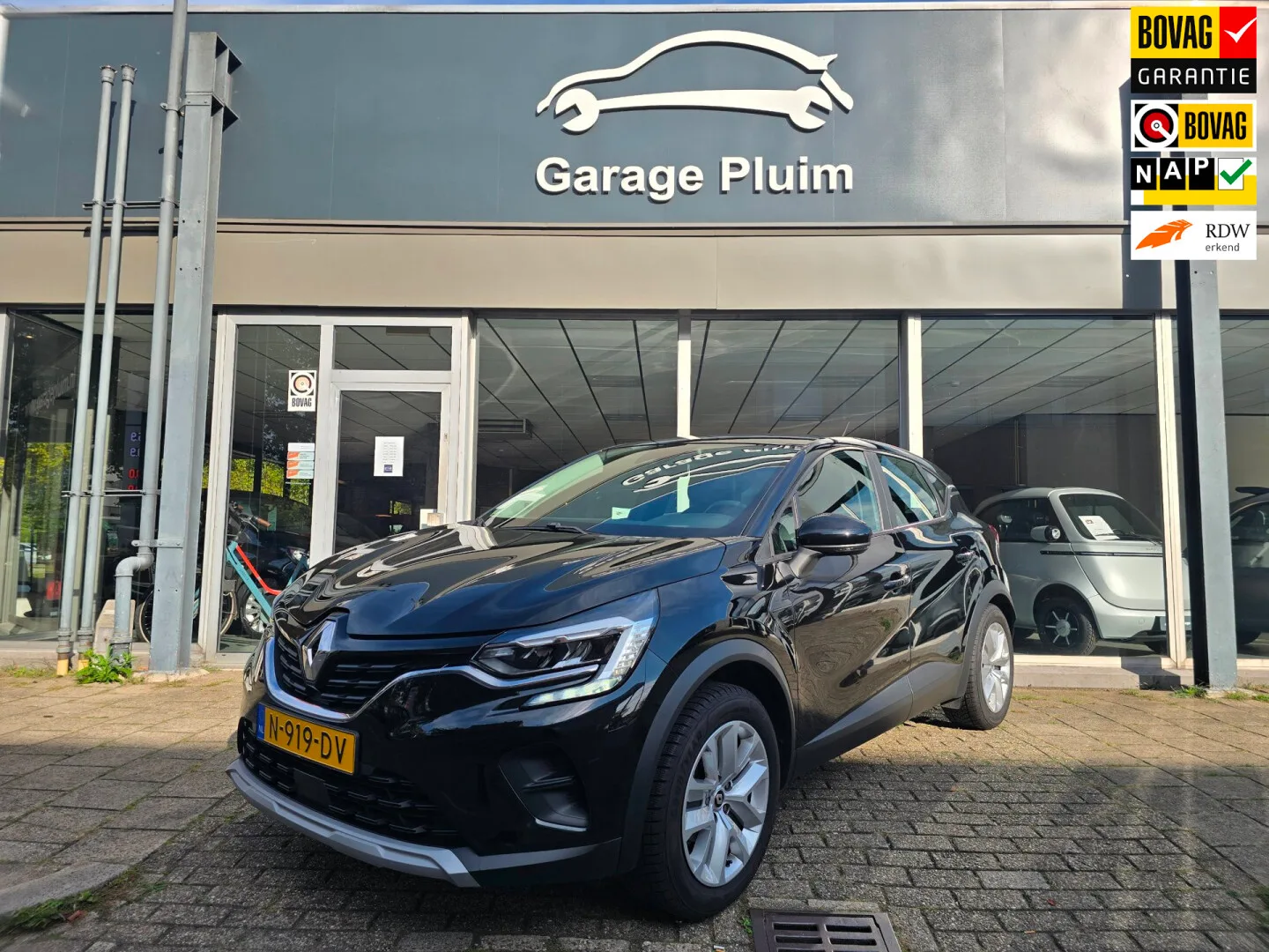Renault Captur (2021) — foto 1