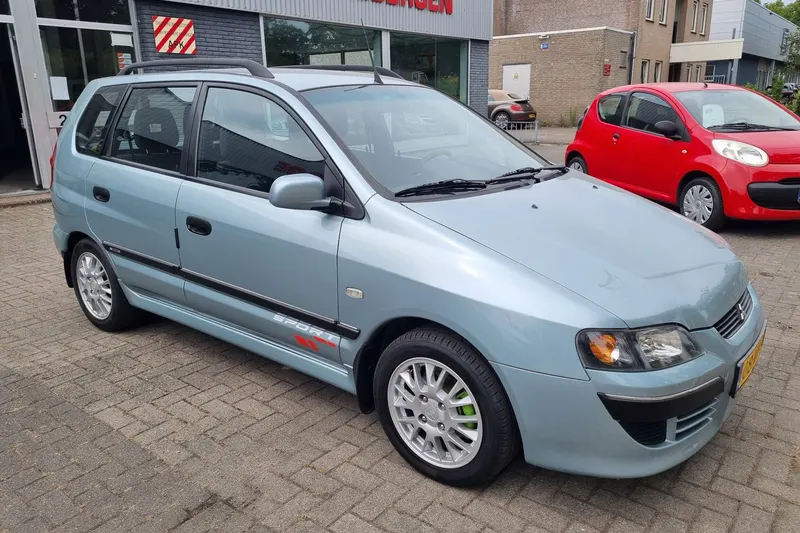 Mitsubishi Space Star (2003)