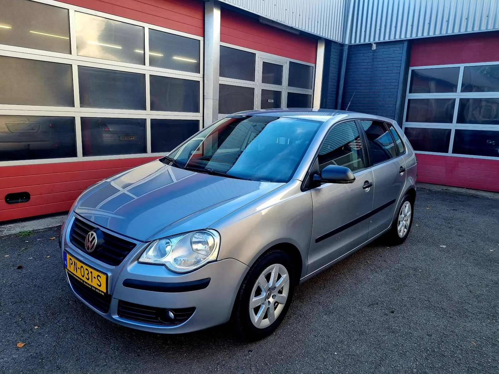 Volkswagen Polo (2008) — foto 1