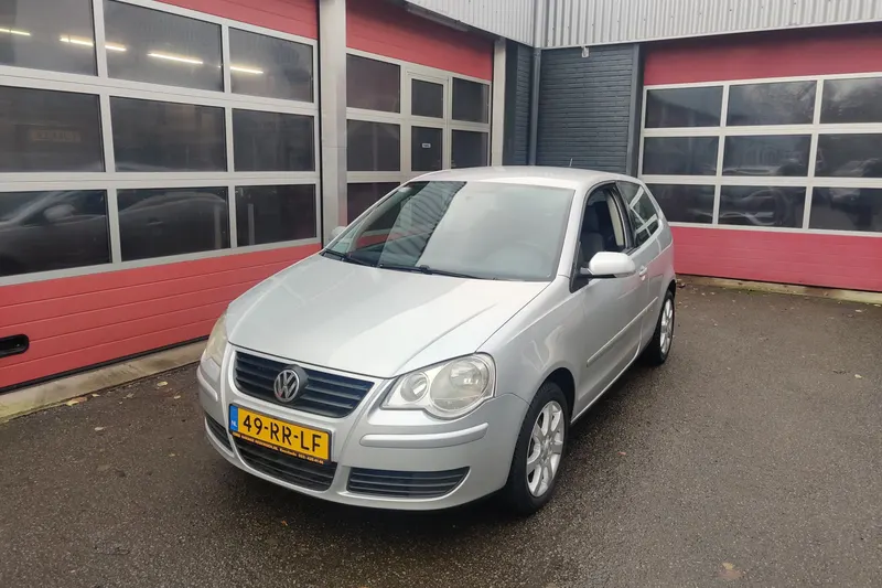 Volkswagen Polo (2005)