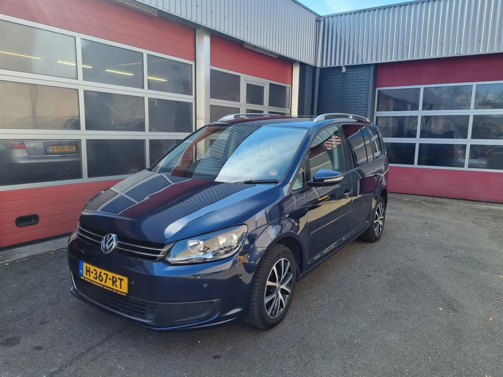 Volkswagen Touran (2012) — foto 1