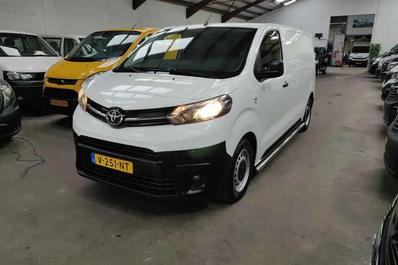 Toyota ProAce Worker (2018)