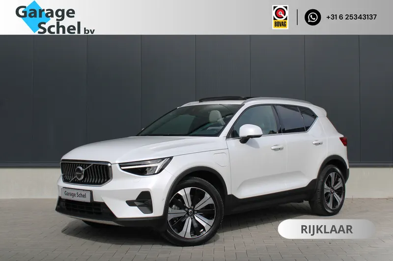 Volvo XC40 (2022)