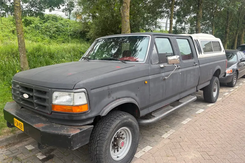 Ford F-350 (1993)