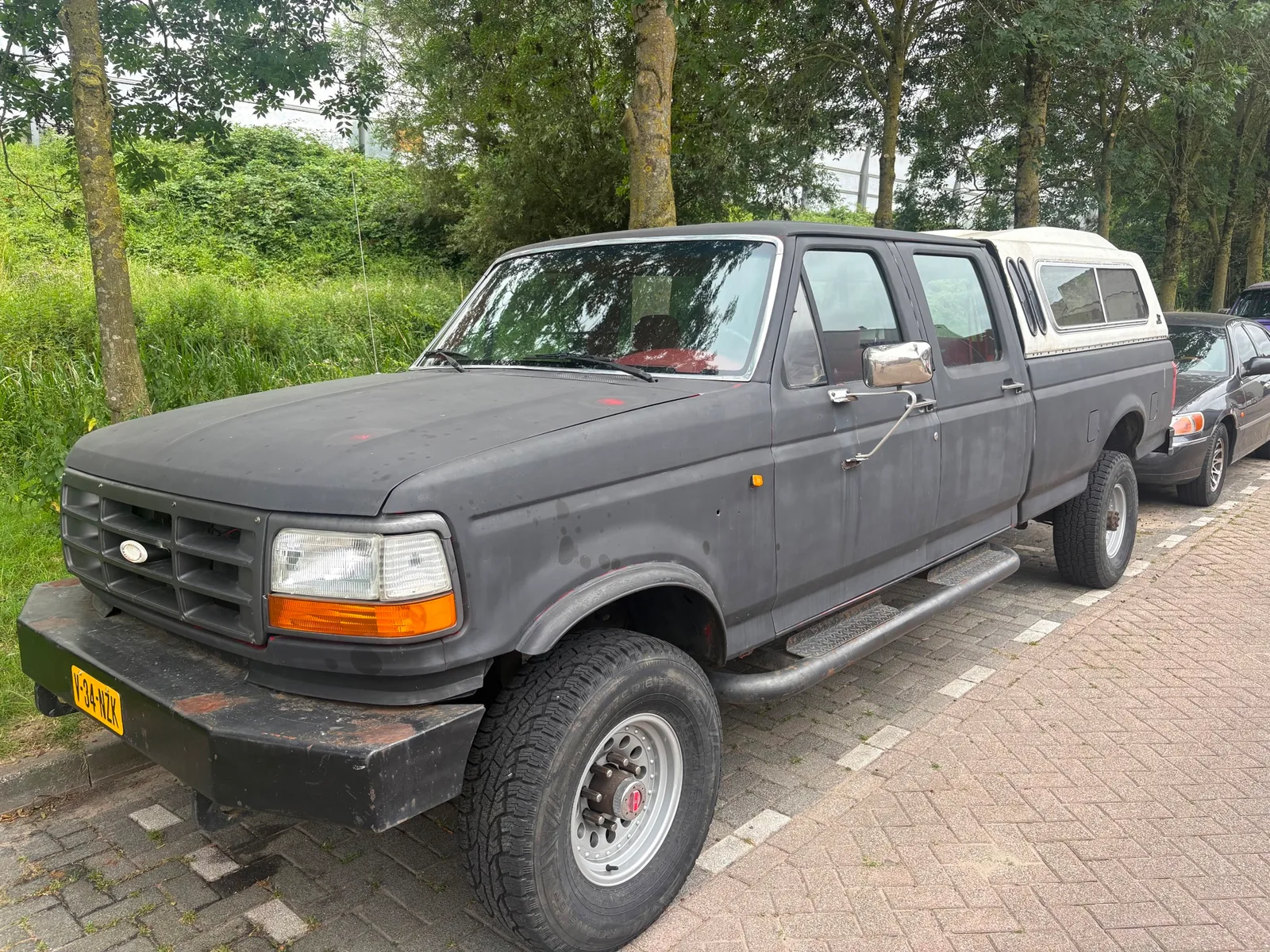 Ford F-350 (1993) — foto 1
