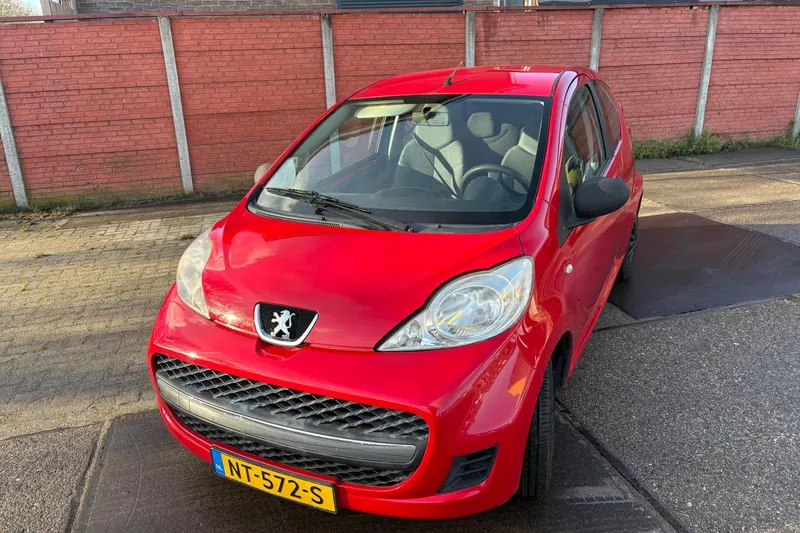 Peugeot 107 (2009)