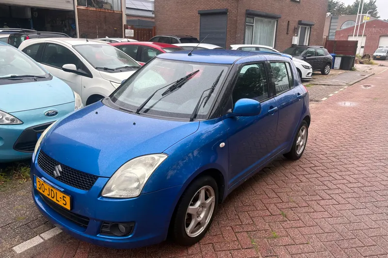 Suzuki Swift (2009)