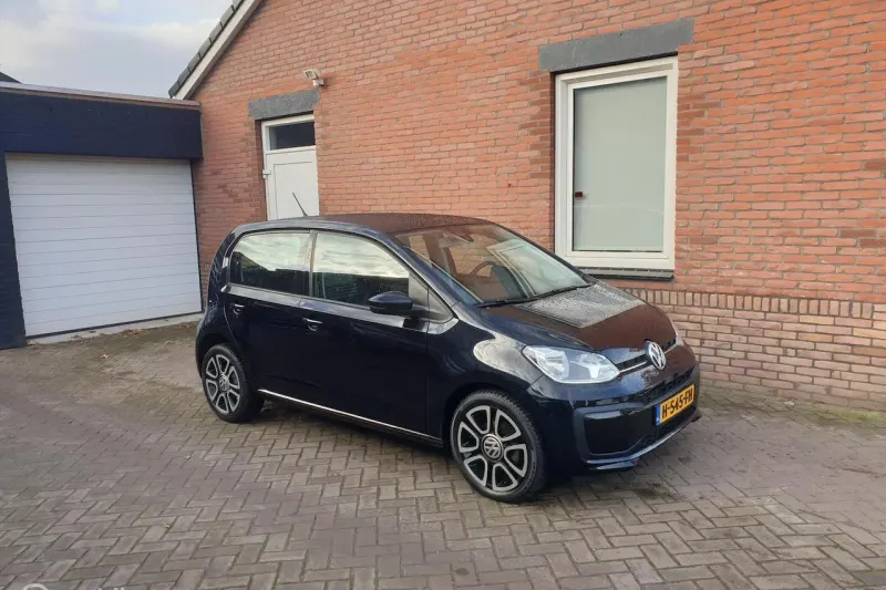 Volkswagen Up! (2020)