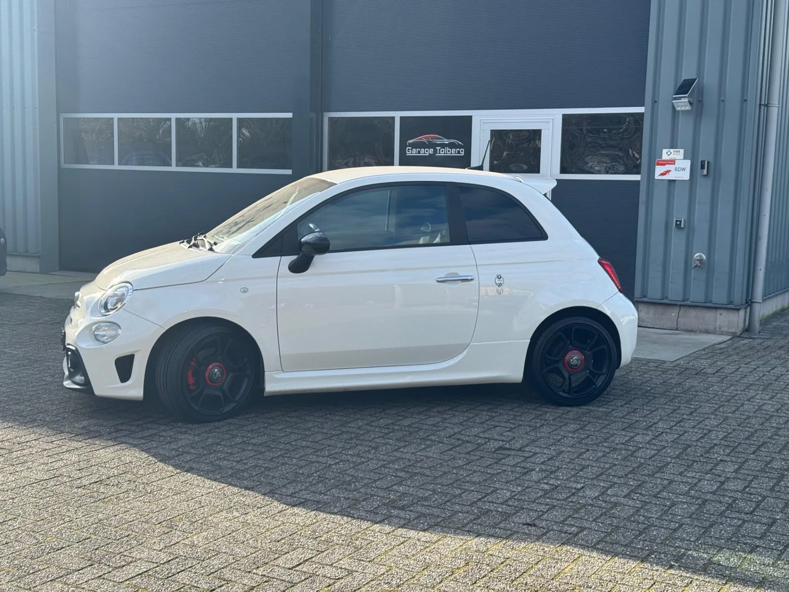 Abarth 595 (2019) — foto 1