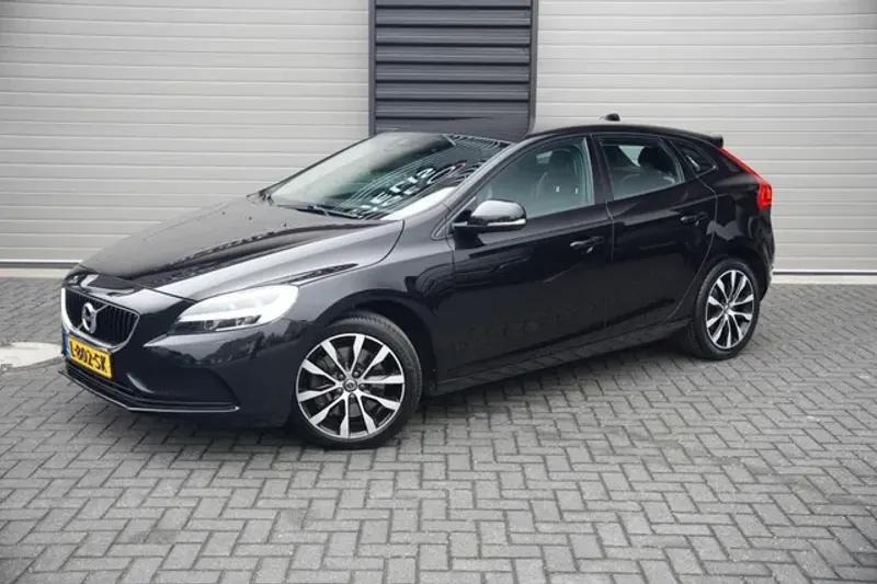 Volvo V40 (2019)